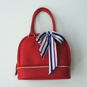 Cosmetic bag/handbag